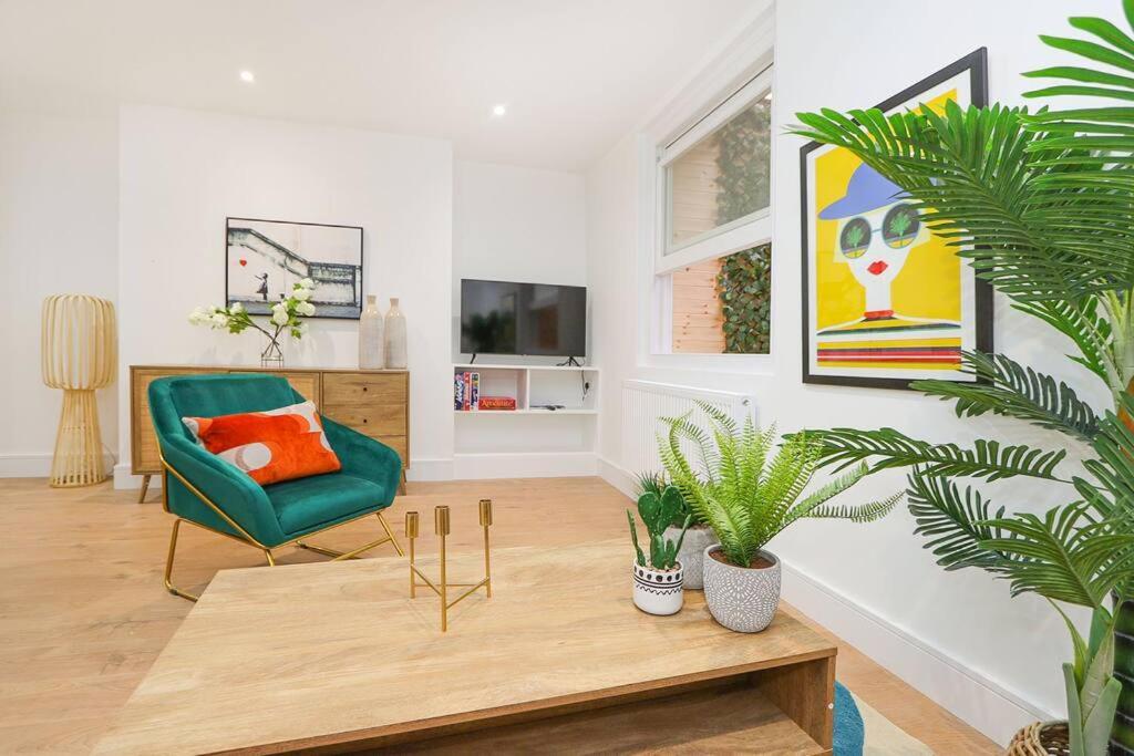 The London Secret, 1 Bed Flat With Patio - Zone 2 Apartment ภายนอก รูปภาพ